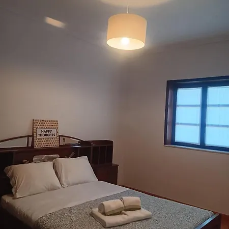 Appartement Mit Den Fuessen Im